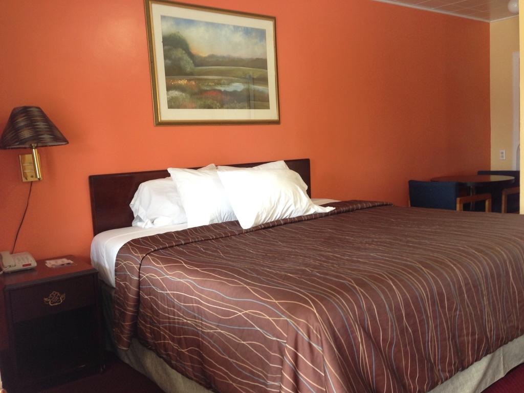 Travel Inn Pryor Pryor Creek Room photo